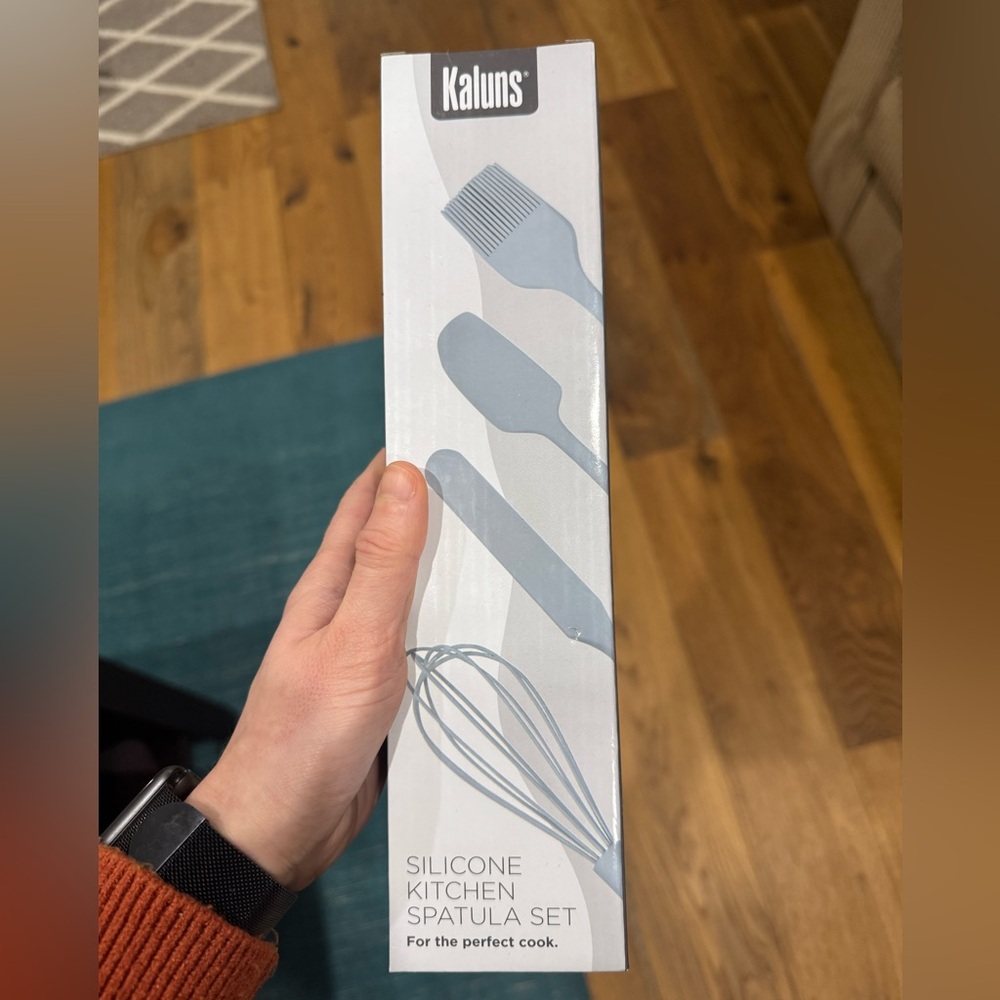 Kalun’s silicone kitchen utensil set